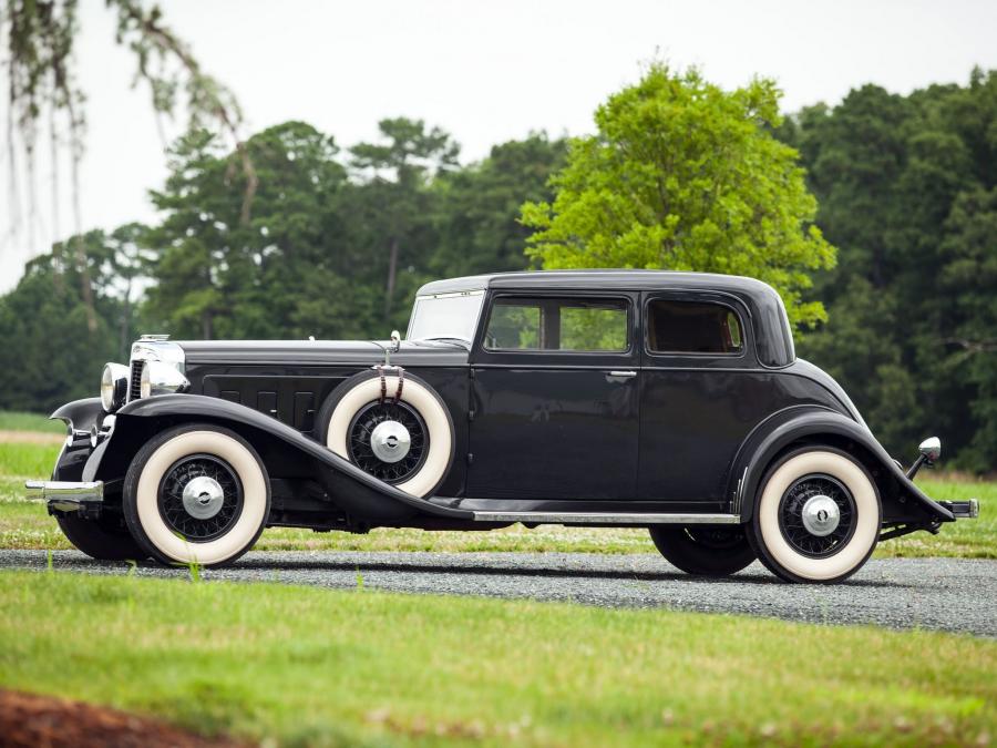  Marmon Sixteen Victoria Coupe 1932 года  (фото 8 из 19)